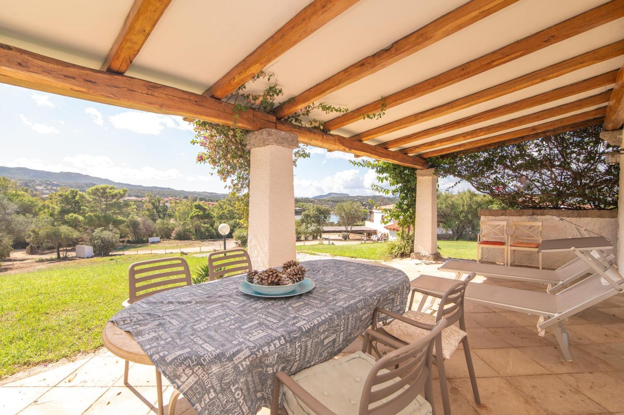 Susy House Villa Baja Sardinia Exterior photo